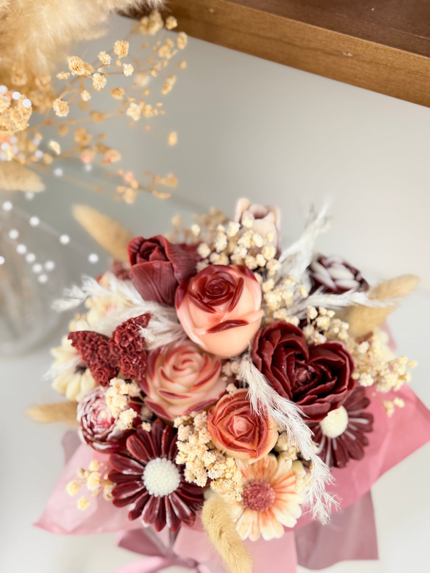 🌸 Vanilla Latte Bloom
Limited Edition – Customizable